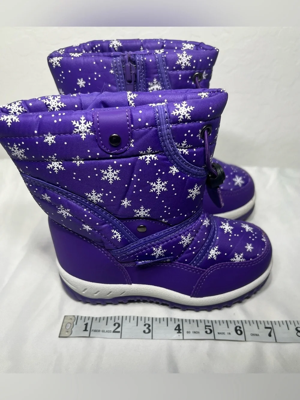 Kids Purple Snowflake Boots Insulated Waterproof Style Zip Up Toddler Size 27